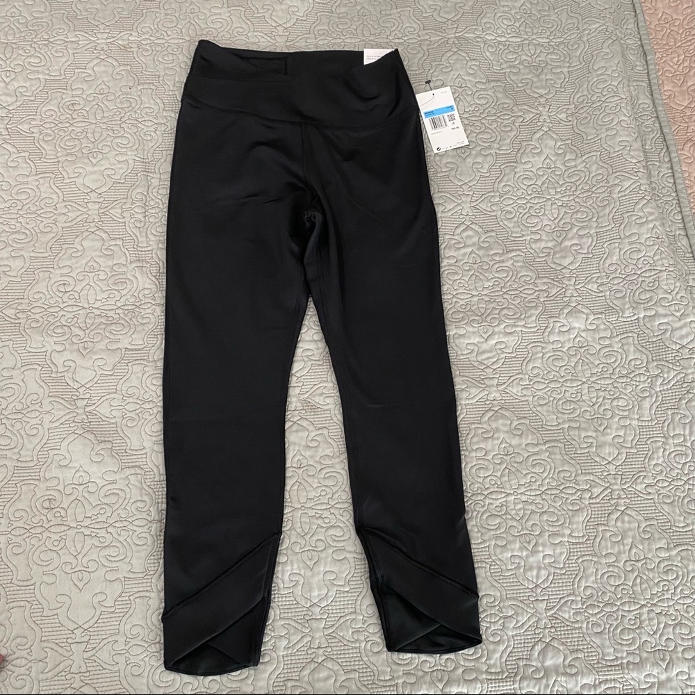 NWT Nike Yoga Leggings